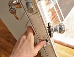 Golden Locksmith Services Livingston, NJ 973-864-3103 - 7-Lock-Changing